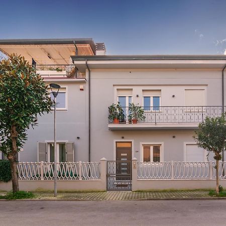 Casa Vacanze Da Antonio Ristrutturata Luglio 2023 เวียเรจโจ ภายนอก รูปภาพ